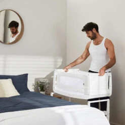 SnüzPod⁴ Bedside Crib -Baby Go Round Store 6 Snuz SnuzPod4 White