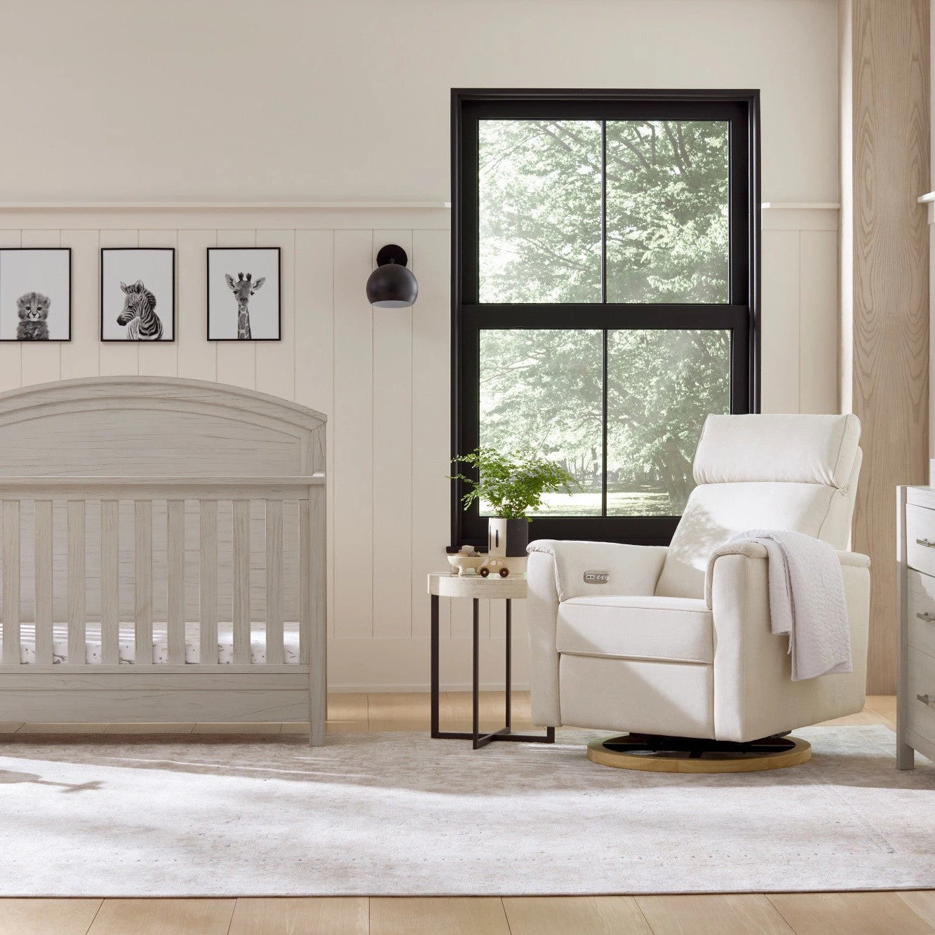 Monogram By Namesake Hemsted 4-in-1 Convertible Crib 8 Monogram By Namesake Hemsted 4-in-1 Convertible Crib - Image 8