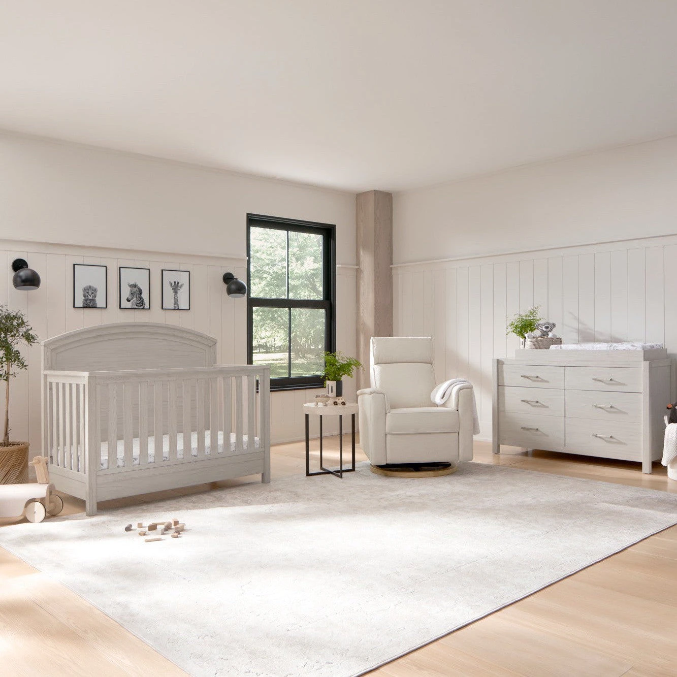 Monogram By Namesake Hemsted 4-in-1 Convertible Crib 10 Monogram By Namesake Hemsted 4-in-1 Convertible Crib - Image 10