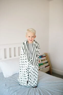 Copper Pearl Three-Layer Quilt - Wild -Baby Go Round Store Copy of EmmylowephotoRooCPOct12 29