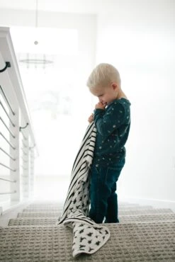 Copper Pearl Three-Layer Quilt - Wild -Baby Go Round Store Copy of EmmylowephotoRooCPOct12 32