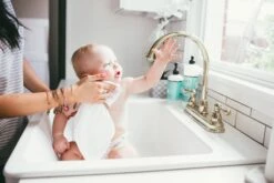 Copper Pearl 6 Ultra Soft Wash Cloths - White -Baby Go Round Store EmmyLowePhotoCopperPearlJuly22 5 0ca6268c 5dba 4502 881c 83ddb174df85