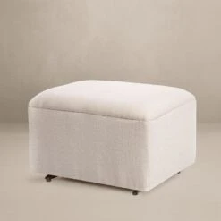 Oilo Gliding Ottoman