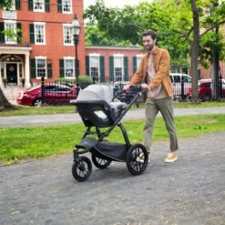 UPPAbaby Mesa V2 Infant Car Seat + Base -Baby Go Round Store MESA22 STL onRIDGE 393 1800x1200 2046f5c