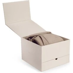 Nuna CUDL Luxe 35 Nuna CUDL Luxe -Baby Go Round Store Nuna CUDLluxe Box Hero Open USGL 8x8 dc0a75d4 494c 4219 81c2 0ff48852e567