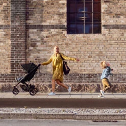 Thule Spring Stroller -Baby Go Round Store Thule Spring SoMe Post 2