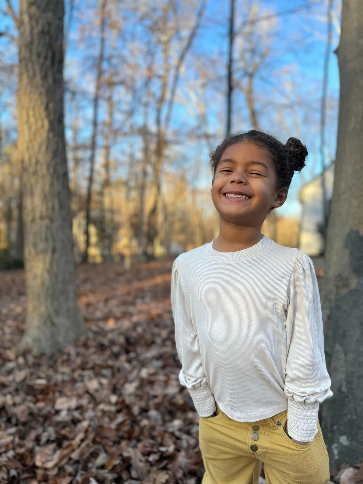 Vignette Jessa T-Shirt | Oatmeal 2 Vignette Jessa T-Shirt | Oatmeal - Image 2