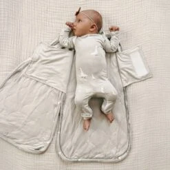 Gunamuna Swaddle -Baby Go Round Store f6c281ef2625d5dc294b4618dcfb5e6681729628187fe49cb503e039faeb59ac