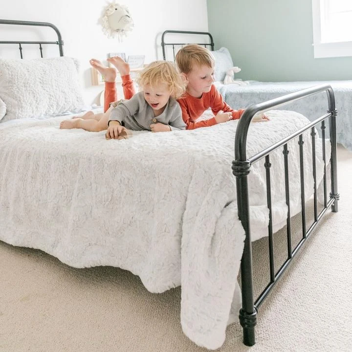 Saranoni Dream Twin Blanket - Pearl 3 Saranoni Dream Twin Blanket - Pearl - Image 3