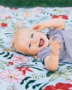 Little Unicorn 5X7 Outdoor Blanket - Primrose Patch 5 Little Unicorn 5X7 Outdoor Blanket - Primrose Patch -Baby Go Round Store primrose patch odb pic 1024 900x a3038d69 23f6 4c19 9029 65ccb968001a