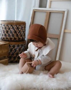 Mushie Snack Cup (Cloudy Mauve) -Baby Go Round Store s. .hoo DSC02664 Shopify 600x 23a28f64 ccc4 44e5 955c ea458ab10ce1