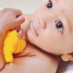 Original ScrubBEE Multipurpose Silicone Scrubber: Slate -Baby Go Round Store yellowbee2 fcee8fd3 3134 460c 90bb 02fc8b6a66ad